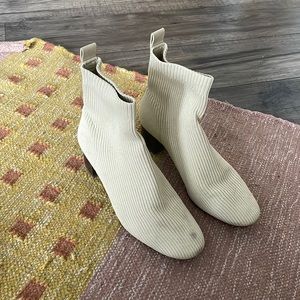 Everlane Glove Boot Bone 7.5